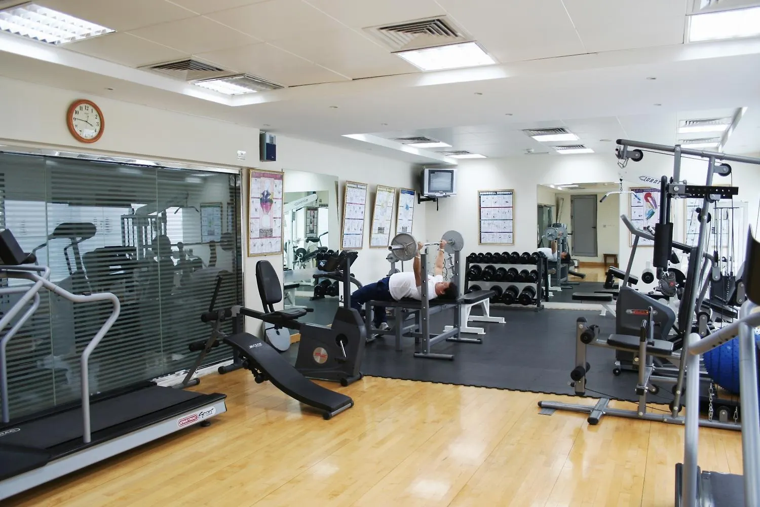 Appart hôtel Deira Suites Deluxe Hotel Suites Dubaï